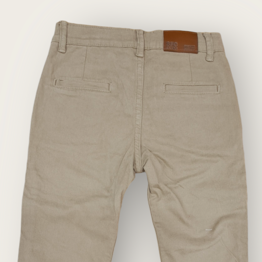 Pantalón en dril sistema ajustable en cintura 