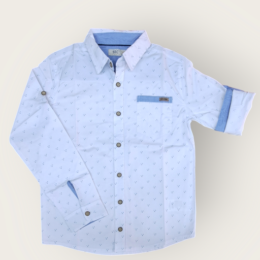 Camisa manga larga con bolsillo.