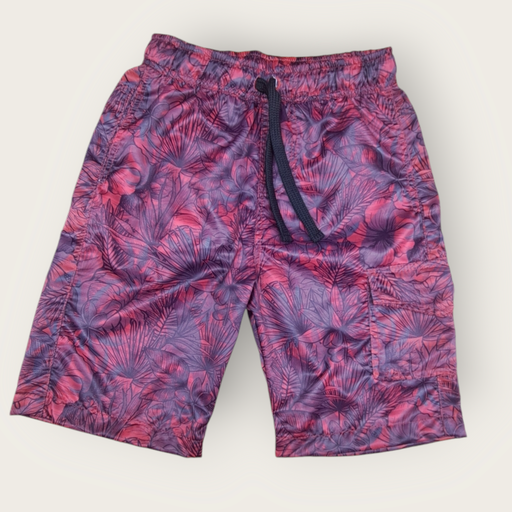 Bermuda impermeable con bolsillo.