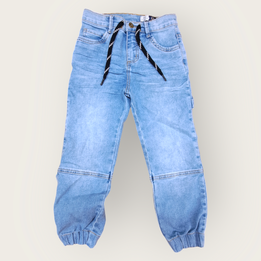 Jogger sistema ajustable en cintura 